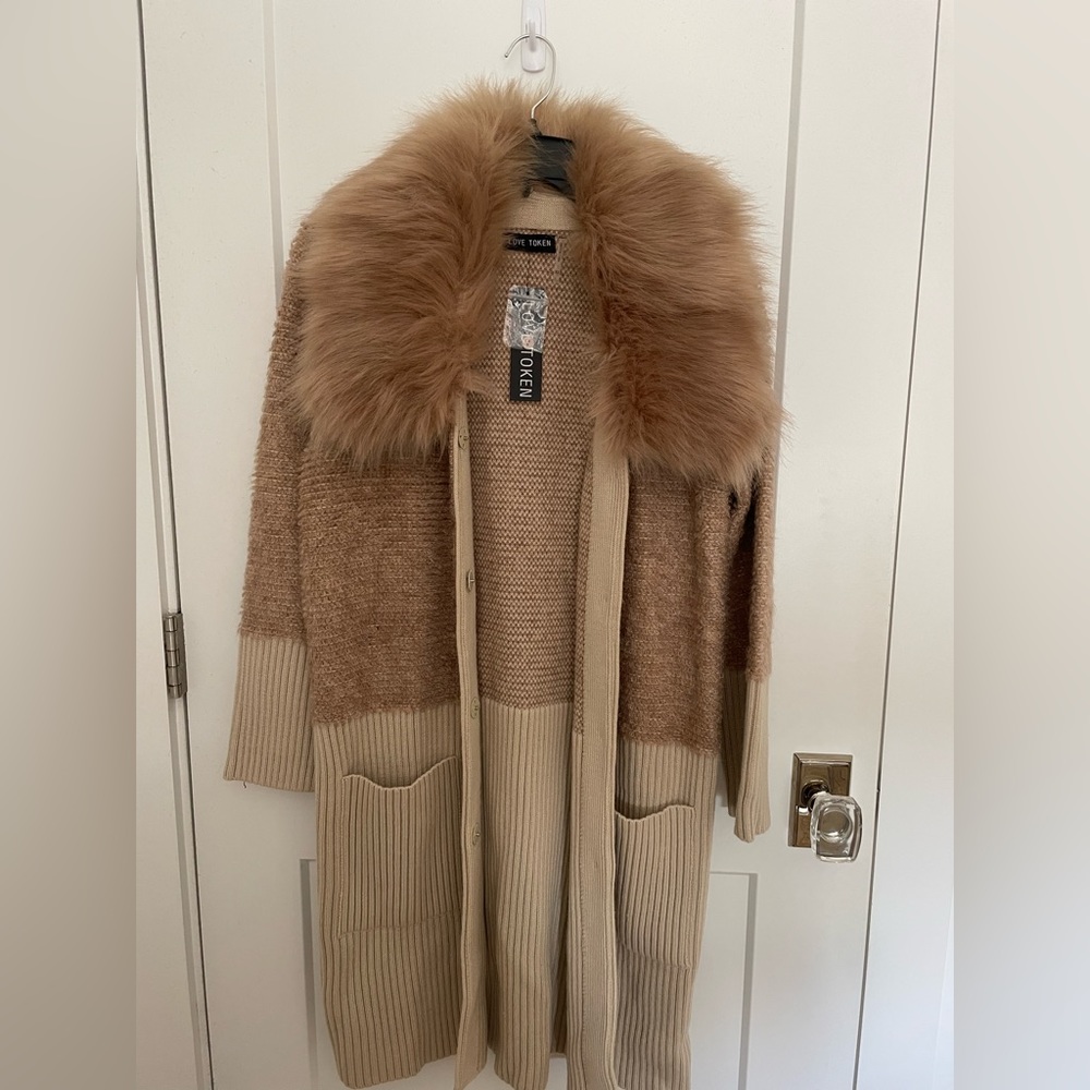 Love Token Beige/brown cardigan